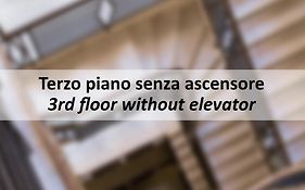 Maddalena Apartment By Mamo Florence